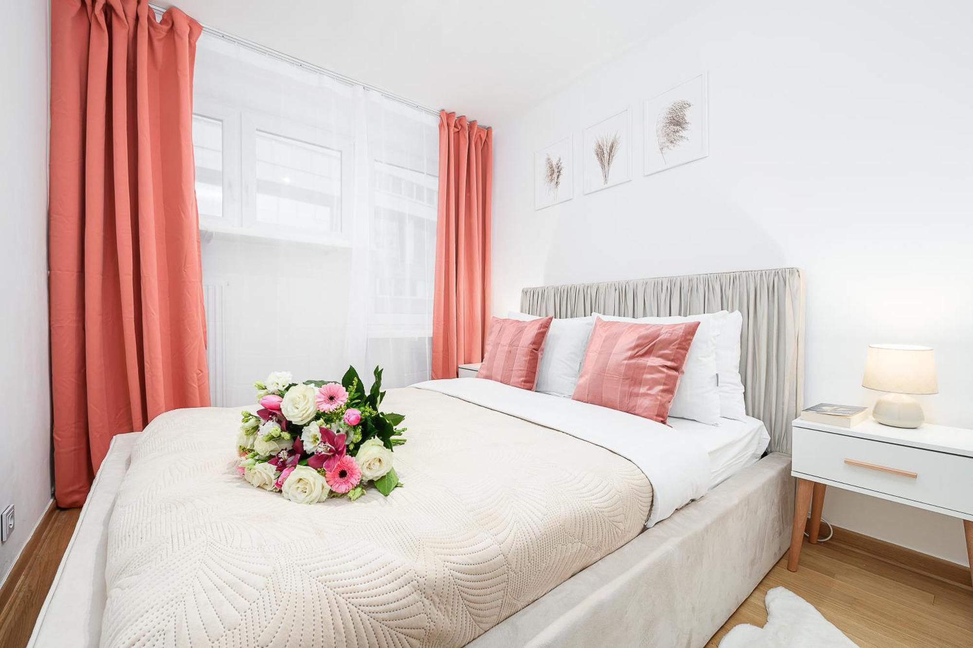 Lumina Apartment Opposite The Palace Of Culture And Science Warsaw Exterior photo